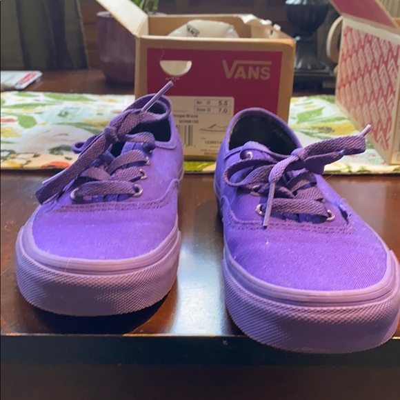 Authentic Van’s - Picture 3 of 4